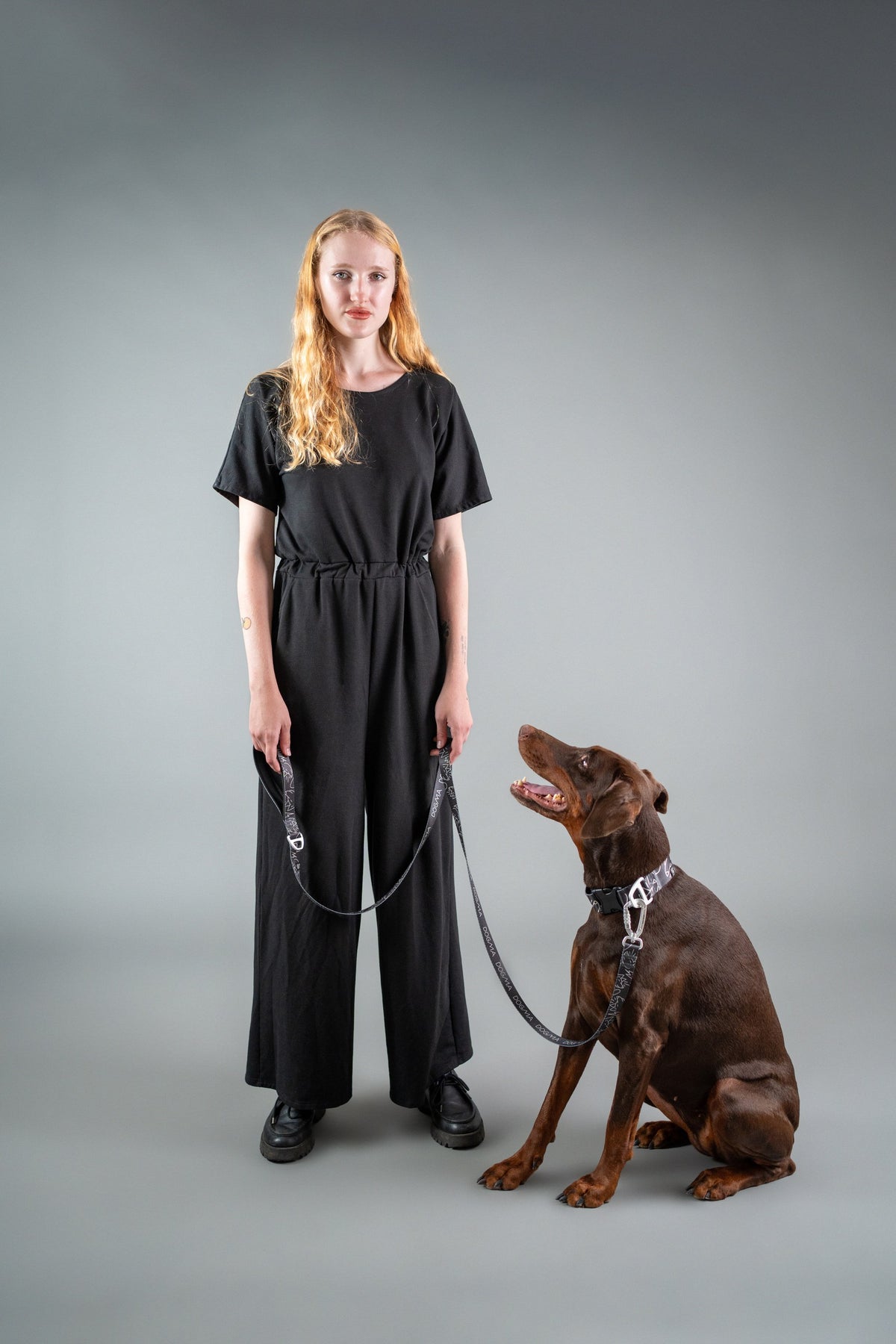 Dog Leash - Dark Mode