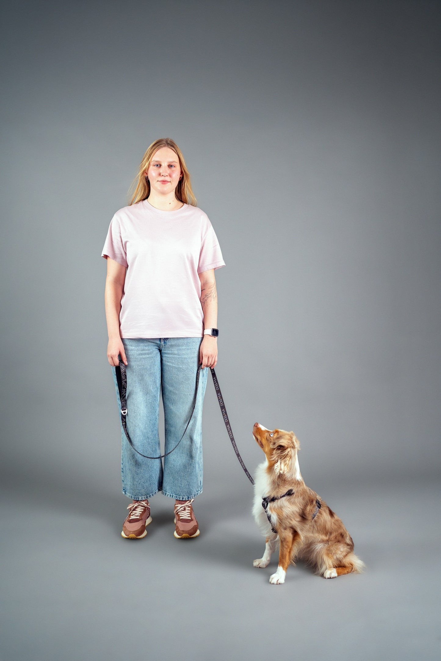 Dog Leash - Dark Mode
