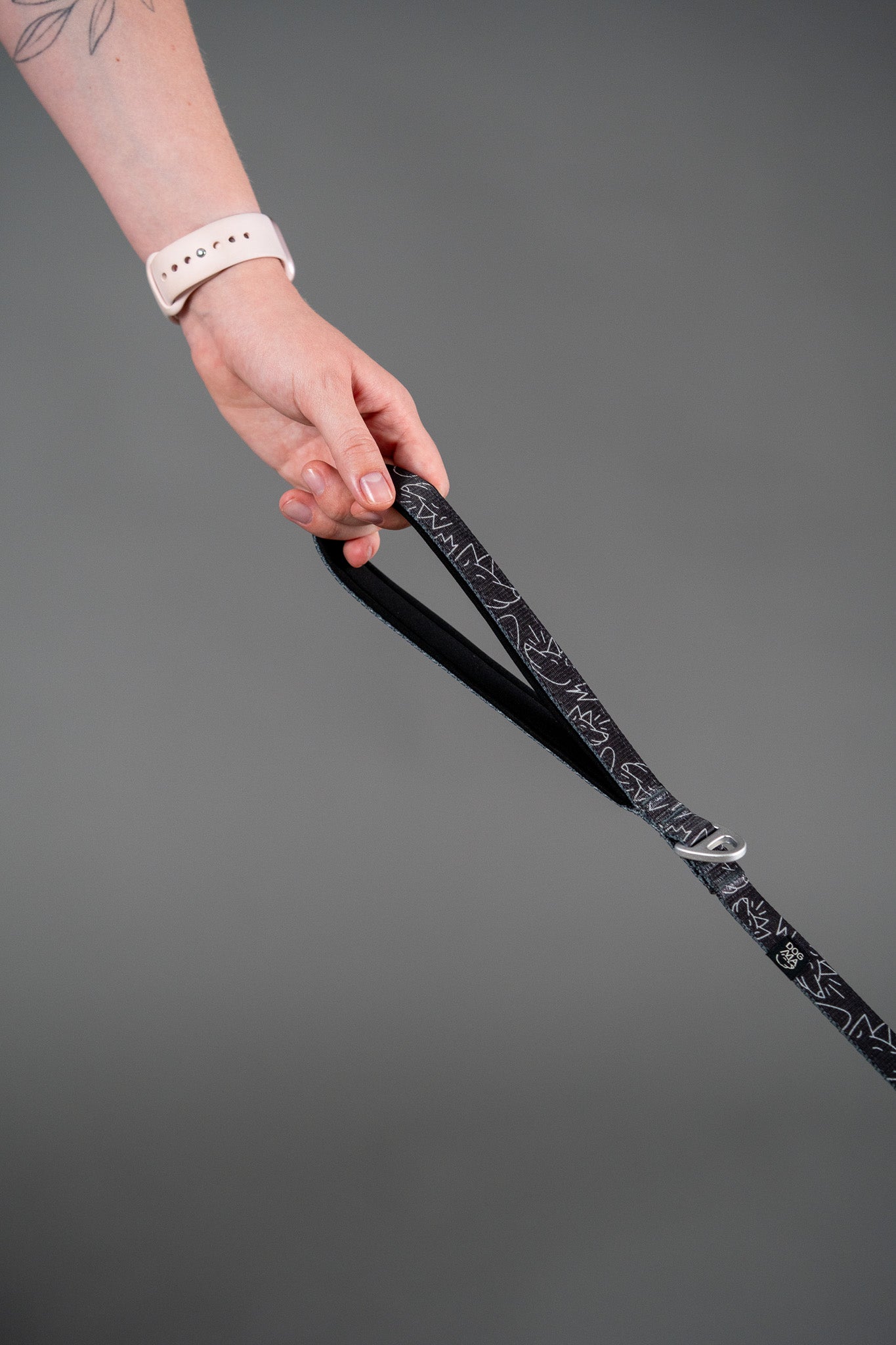 Dog Leash - Dark Mode